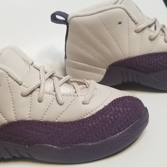 Kids Sneakers - Picture 2 of 6